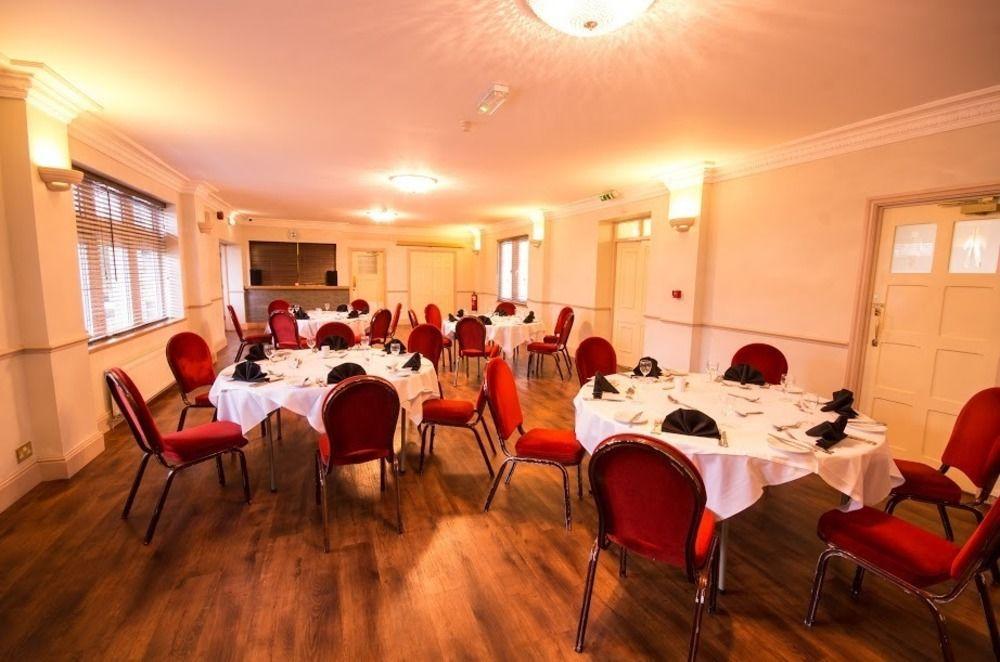 Heath Cottage Hotel Dewsbury Exteriör bild